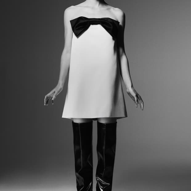 리본 프런트 스트랩리스 드레스 (나야와시님 픽)