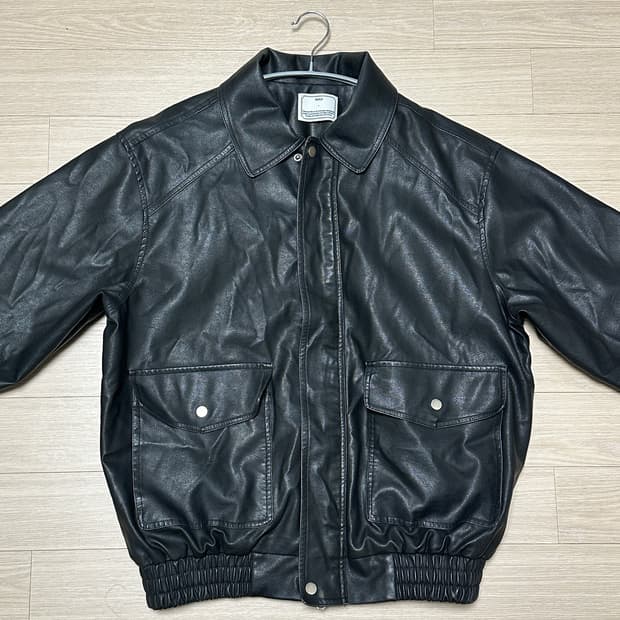 블랙 레더 봄버자켓
