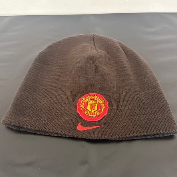 맨체스터유나이티드 로고 브라운 os 나이키 비니