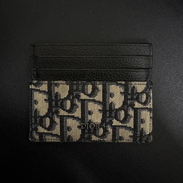 디올 카드지갑