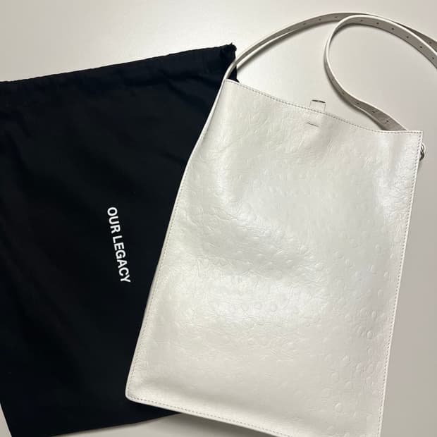 재판매 아워레가시 오스트리치 서브 토트백