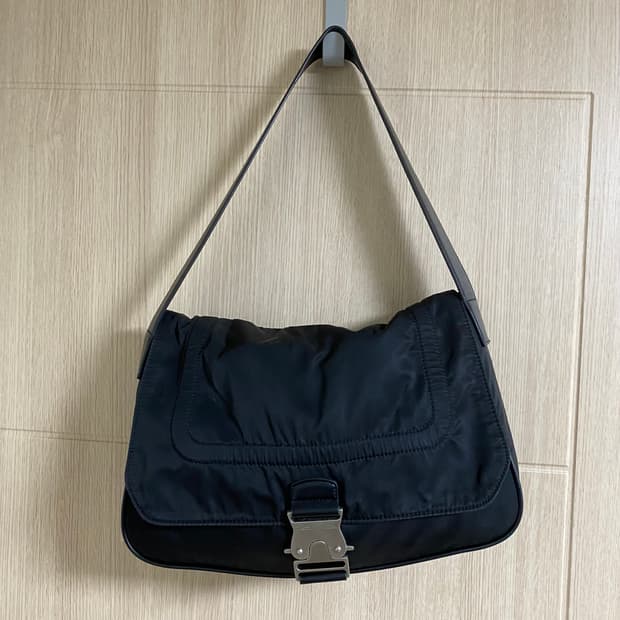 마뗑킴 버클 백 블랙