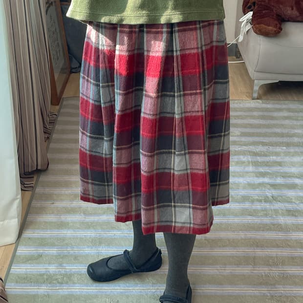 earth music&ecology 체크 플리츠 스커트 (Japan)