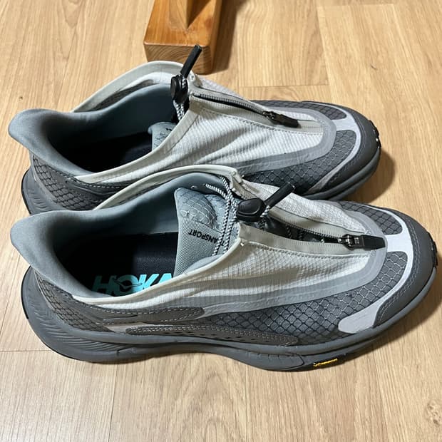 호카 프로젝트 트랜스포트 회색 운동화 (265)