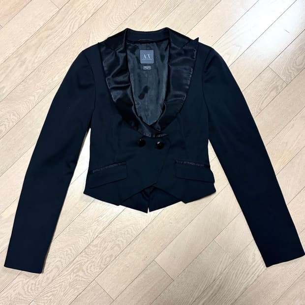 Armani slim crop blazer