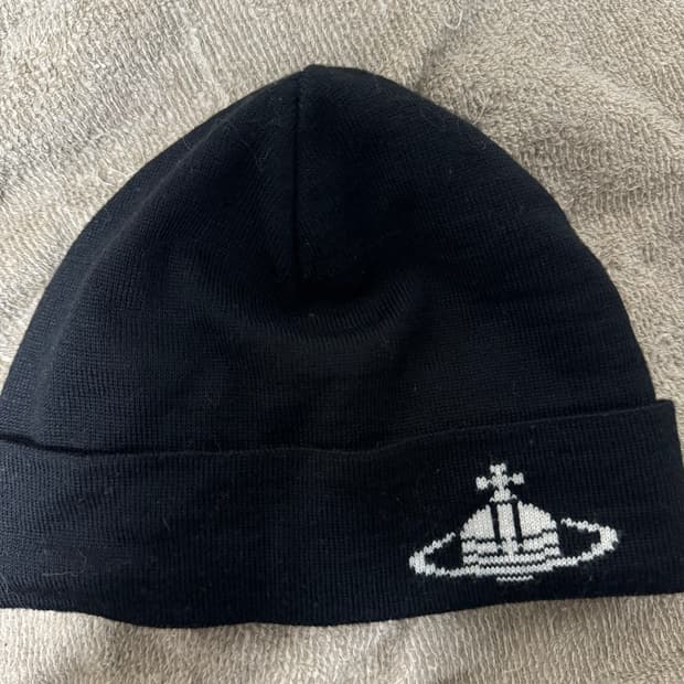 비비안웨스트우드 양면 비니