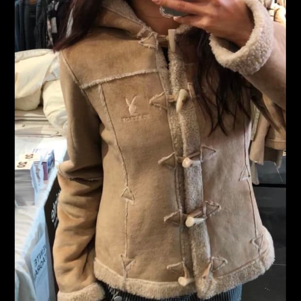 플레이보이 토글 후드 무스탕 자켓