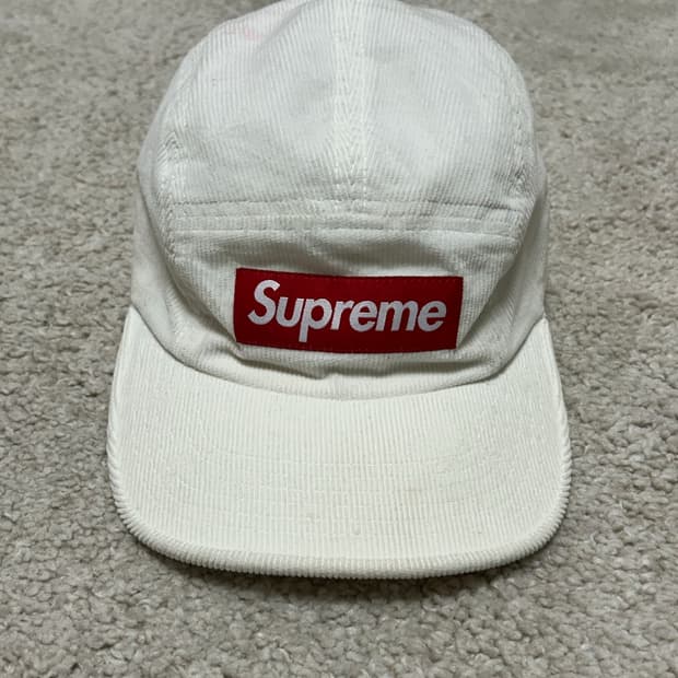 슈프림(Supreme) 코듀로이 캠프캡