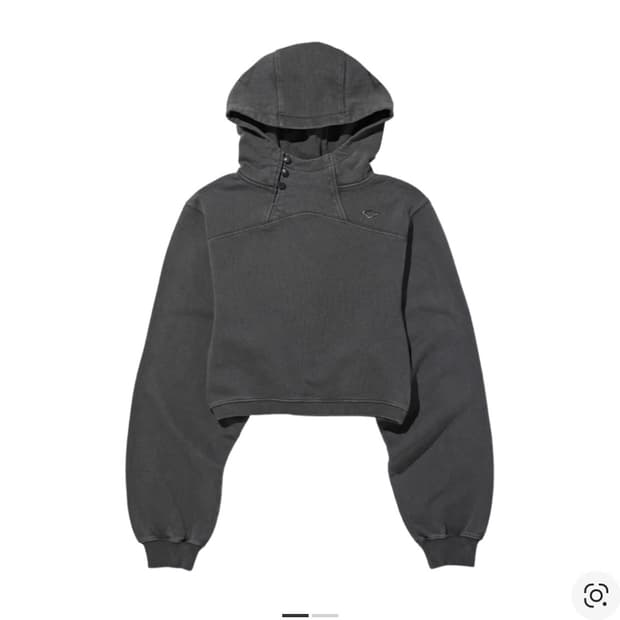 미스치프 사이드 버튼 업 크롭 후드