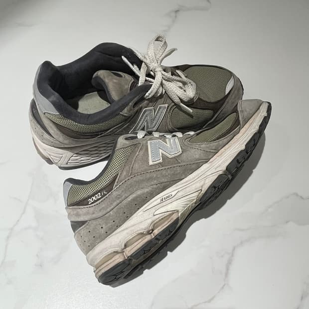 뉴발란스 2002R 운동화 그레이 (270) 
