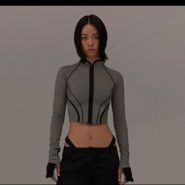 혜인서 롱 슬리브 1사이즈 hyeinseo