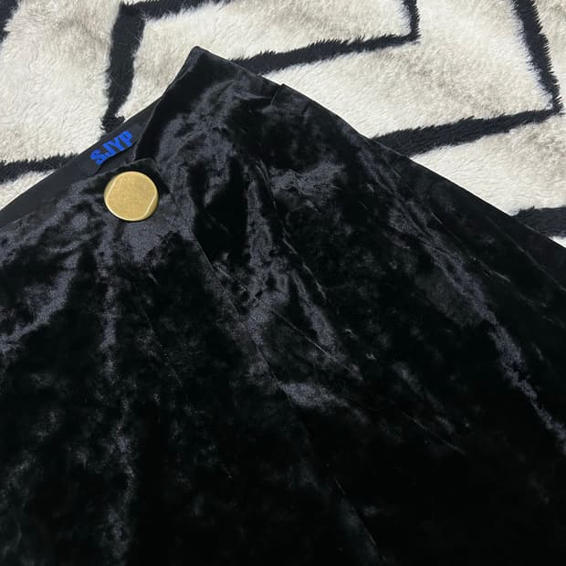 [S]SJYP 벨벳 트임 랩 스커트/블랙