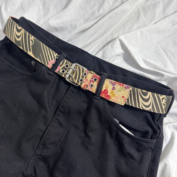 빈티지 오리엔탈 레더 벨트