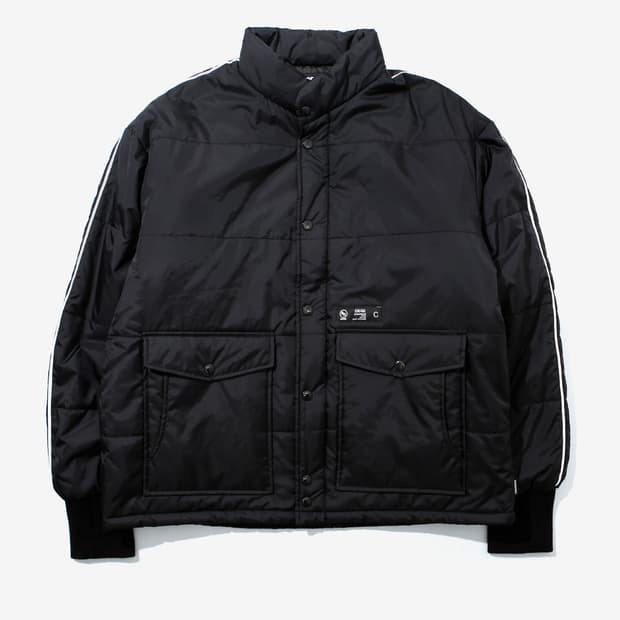 새상품) 22FW 네이버후드 트랙 패디드 경량 자켓(100-105)