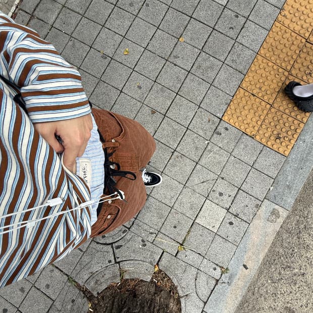 ERL 스트라이프 롱슬리브