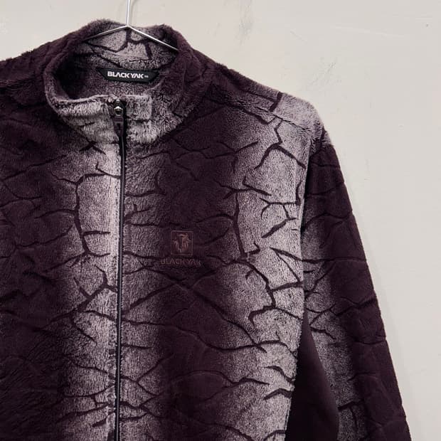 블랙야크 밍크헤어 크랙 경량 플리스