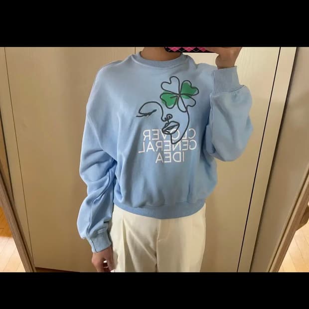 (새상품급)제너럴아이디어 스카이블루 맨투맨