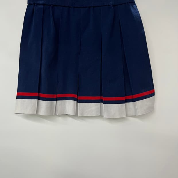 세르지오 타키니 프레피 니트 밑단 배색 플리츠 스커트 S사이즈