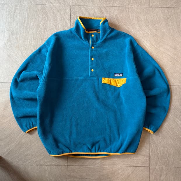 파타고니아 정품 블루 신칠라 스냅티