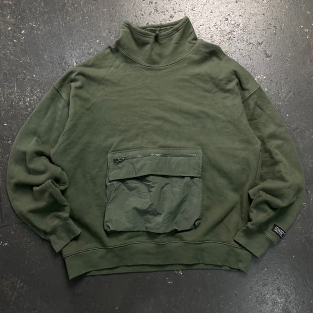 100 리바이스 포켓 카고 맨투맨 