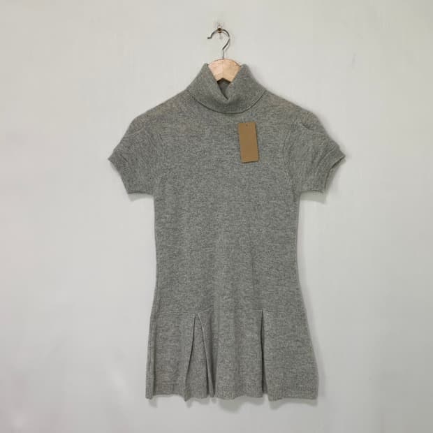 캐시미어 100 터틀넥 반팔 니트 플리츠 미니 원피스 레이어드 탑