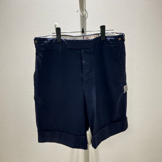 몽클레르 네이비 반바지
