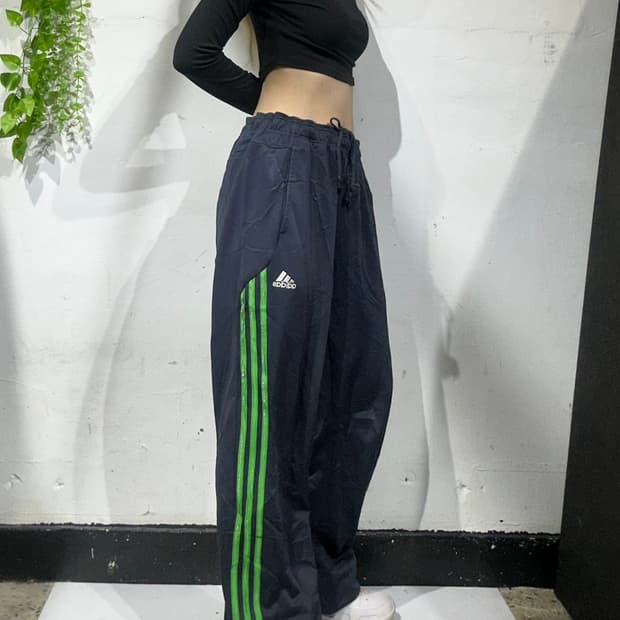 아디다스 네이비 그린 삼선 와이드 팬츠 M