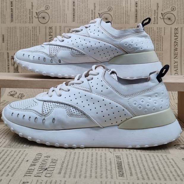 토즈 TODS 폰도 스포티브 여성스니커즈240