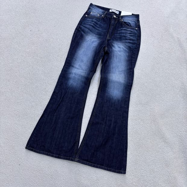 M 디벨롭 빈티지 워싱 부츠컷 데님 팬츠 0429E