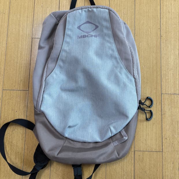 미스치프 롬보스 백팩 핑크 그레이