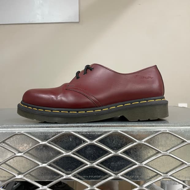 닥터마틴 1461 3홀 체리 레드 uk8