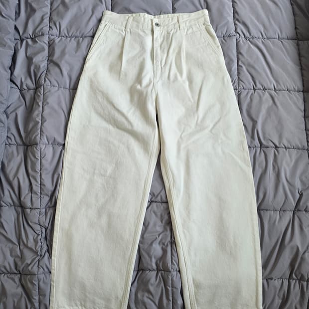 아트이프액츠 원턱커브드데님팬츠 M