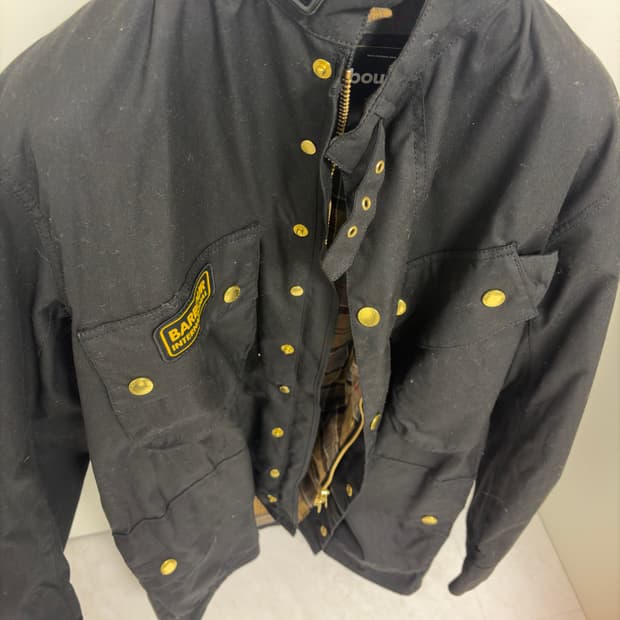 바버 인터네셔널 a7 왁스자켓