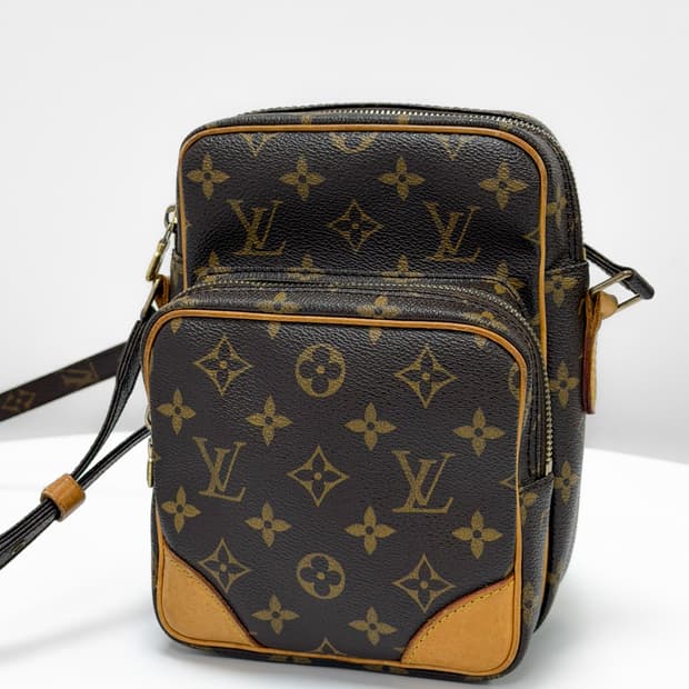 루이비통 모노그램 아마존 미니 크로스백