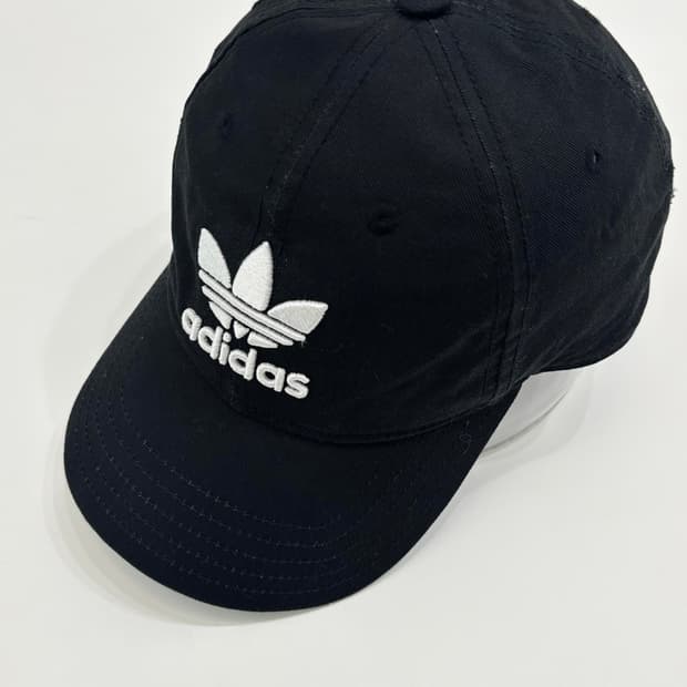 Adidas 아디다스 블랙컬러 파이어버드 자수 볼캡