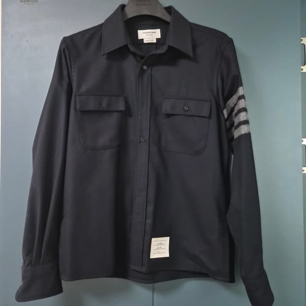 톰브라운 울 플란넬 셔츠 블랙 2사이즈