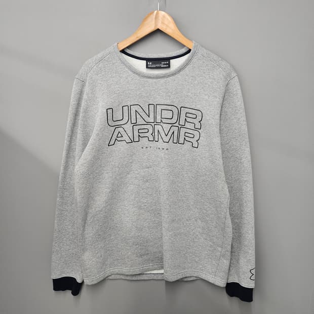 언더아머 UA 베이스라인 맨투맨