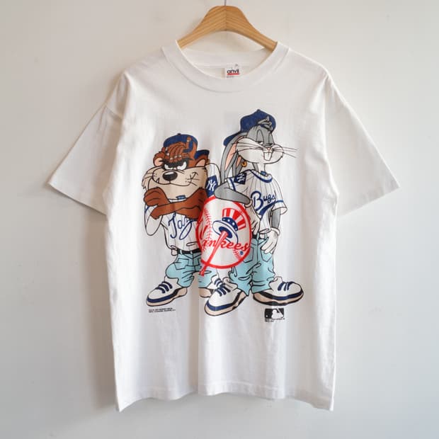 90s USA WARNER BROS X Yankees 빈티지 티셔츠