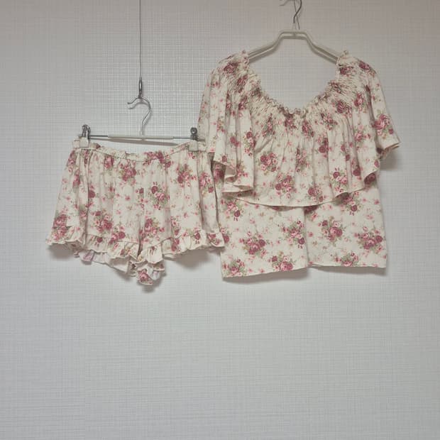 리즈리사 Chambre a couche 수선템 플로럴셋업 아이보리