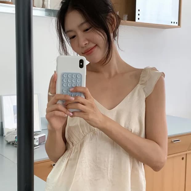 언더비 [mayvi] glow 블라우스