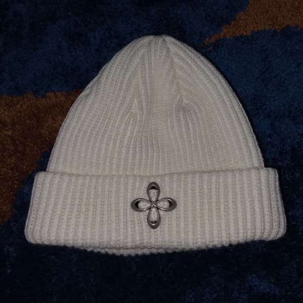 surgery clover logo beanie ver.2 'white'
