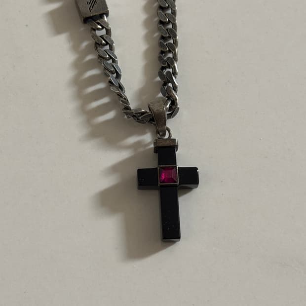 엠프리오 아르마니 크로스 펜던트 체인 목걸이