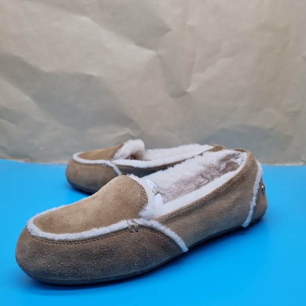 UGG 어그 헤일리로퍼 220-225.