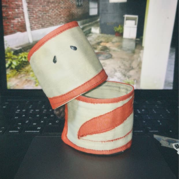 ho's original textile bangle 🪡