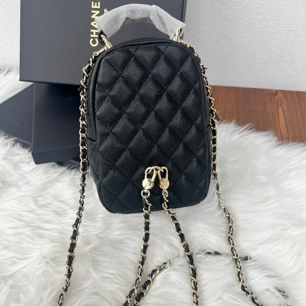 샤넬뷰티 캐비어 백팩 블랙 무료배송