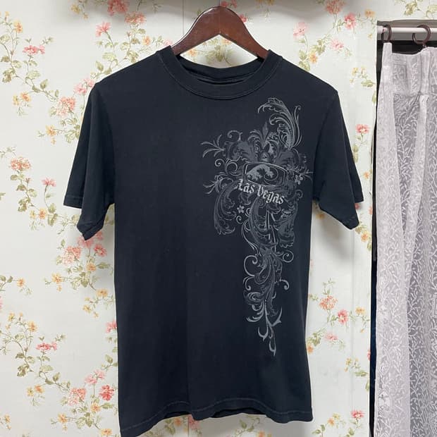 빈티지 블랙 반팔티