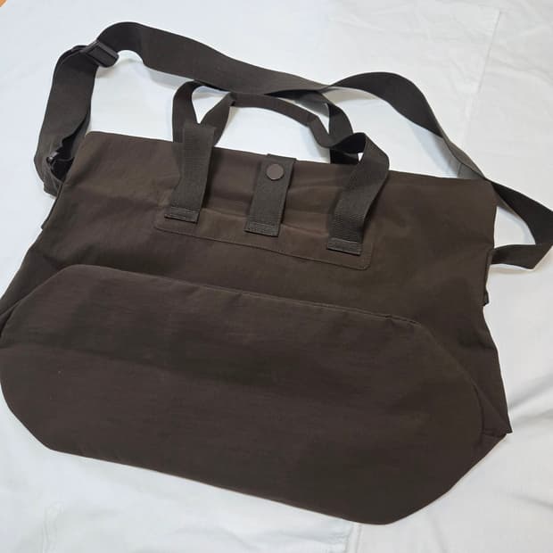 유니클로U 롤백 다크 브라운