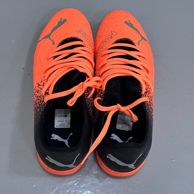 265 푸마 퓨처 Z 4.3 풋살화 0416E