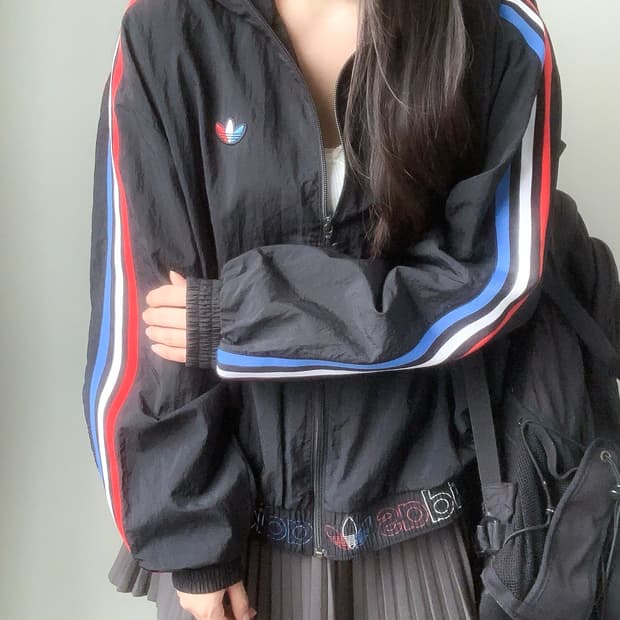 아디다스 바람막이