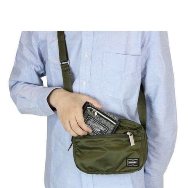 요시다 포터 프레임 숄더백